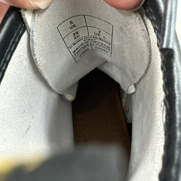 Dr. Martens 1460 White Leather Boots Women's 7 Lace-Up Combat Boots - Picture 10 of 11